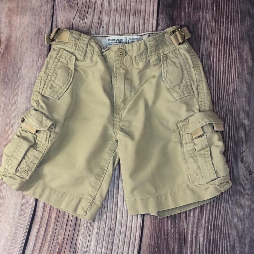 Size 4 cargo shorts - The Children’s Place